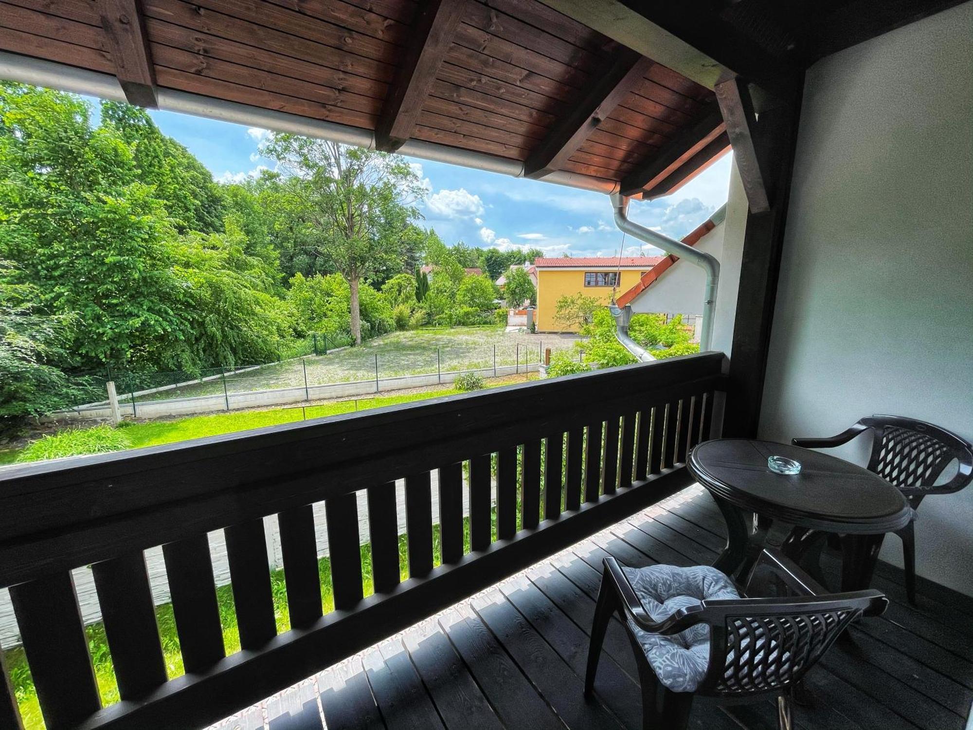 Penzion U Zameckeho Parku Třeboň Exterior foto